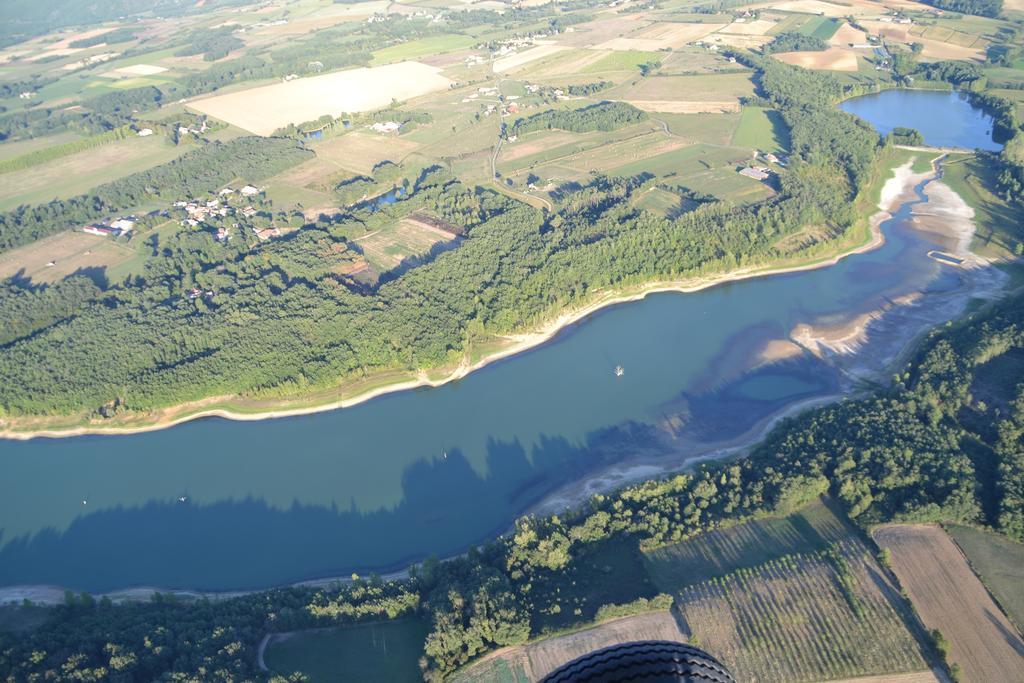 Gite Au Lac Du Gouyre Puygaillard-de-Quercy Exterior photo